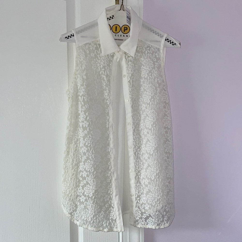 Soprano Collared Tank Top